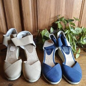 Ralph Lauren Women's Espadrilles - Tan and Blue